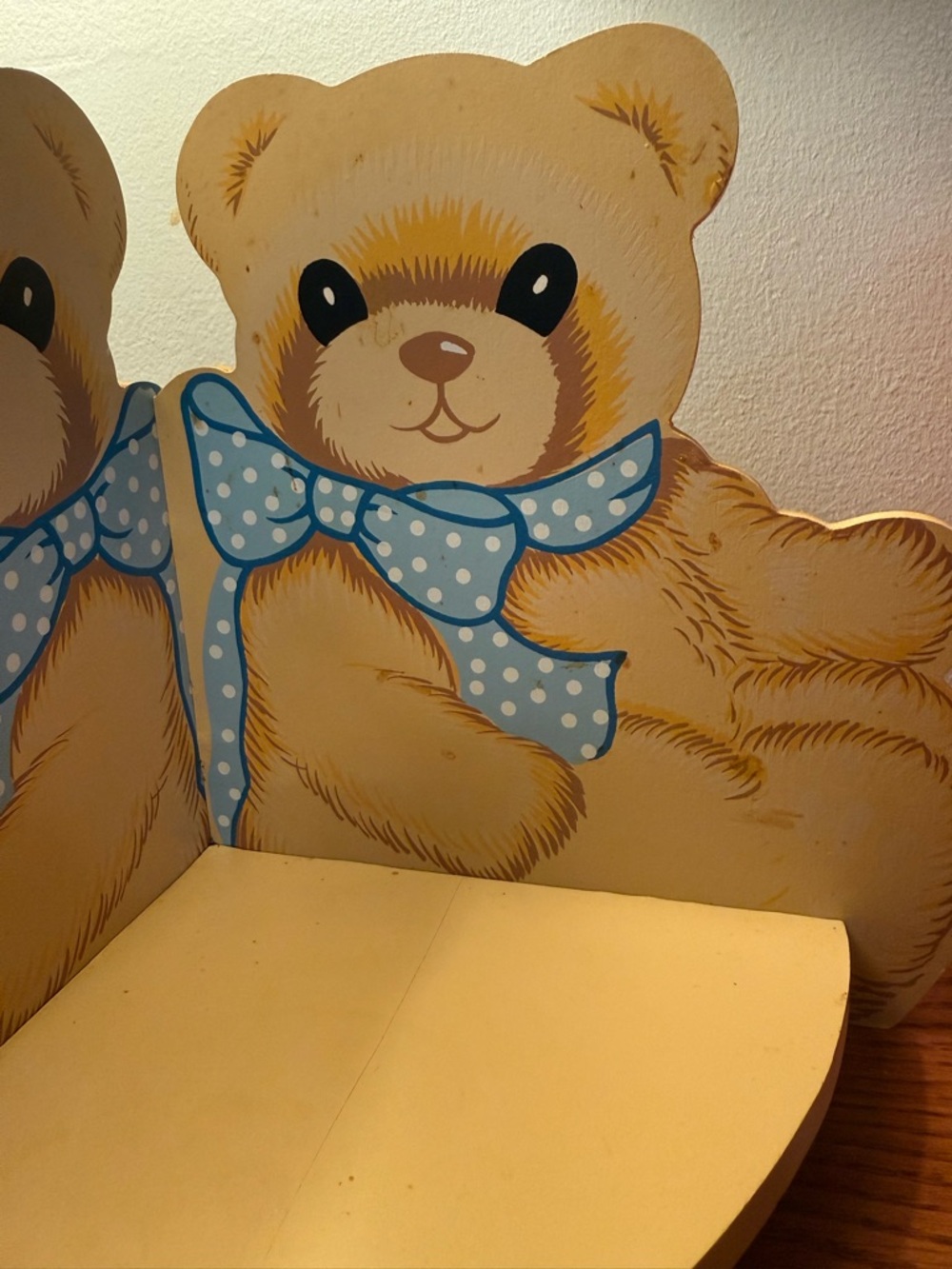 Vintage Country Bear Corner Shelf - Picture 3 of 8